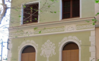 |Detalle de los esgrafiados y balcones|Vista general de la fachada principal restaurada|Vista del estado inicial de la fachada